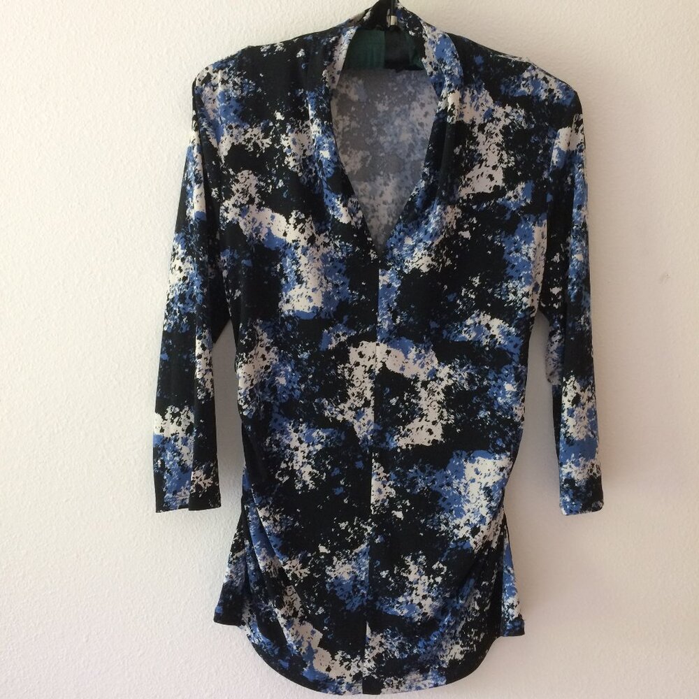 Vince Camuto V-neck 3/4 Sleeve Black/Blue/Off White Pullover Top Sz. M